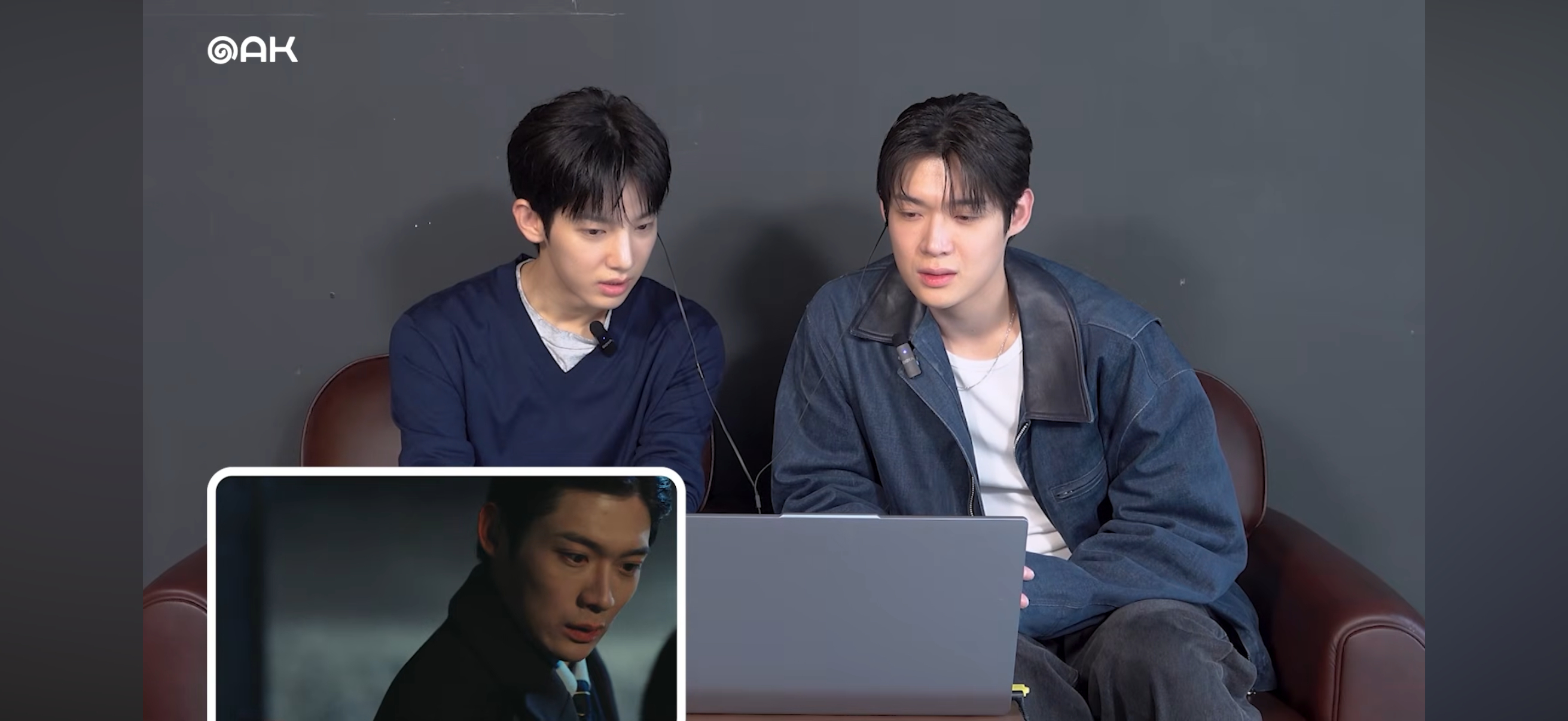 还以为会点评一下这段的雷霆演技结果俩人看得这么认真🥶 