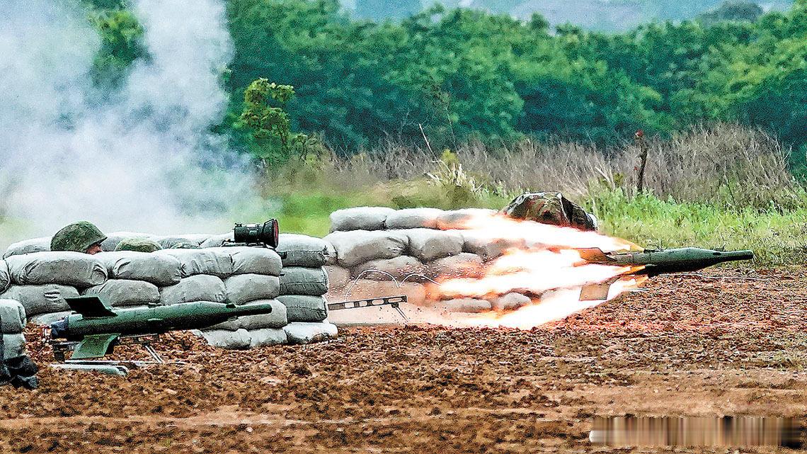 2020年代陆军某旅炮兵分队发射反坦克导弹军事历史全触达