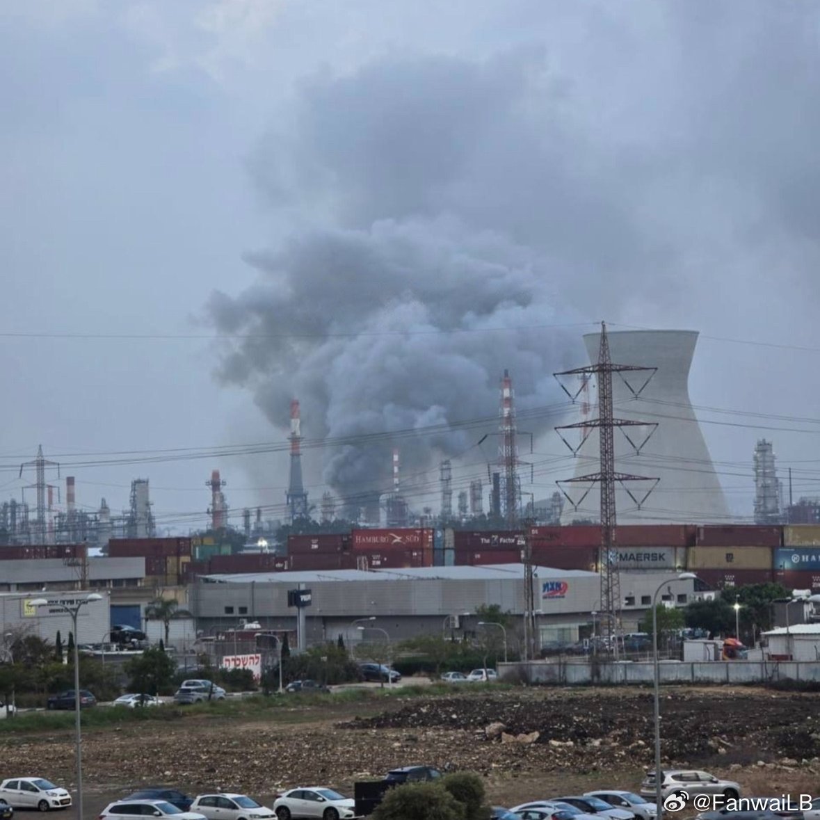 图像显示，今天卫队击中了以色列的海法炼油厂。这可能是卫队的一大战果，打到了特拉维