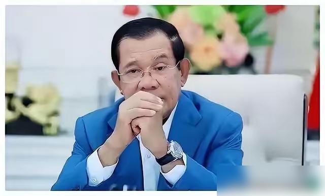 泰国的火炮轰得这么狠，是因为他们嗅到了最危险的信号：大国的雷达关机了。以前边境摩