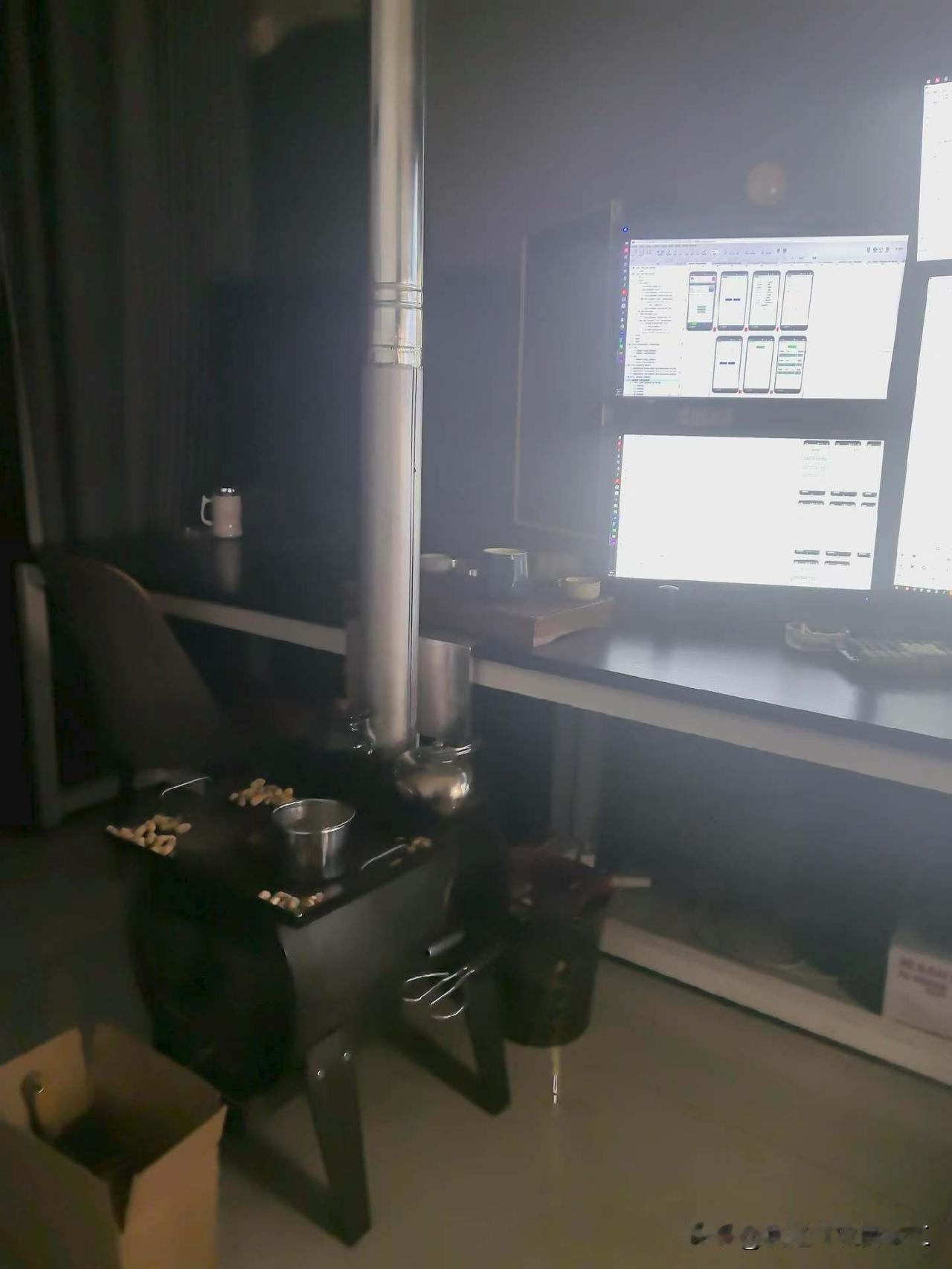 这样的产品经理这样干，会不会抑郁？
一个人天天干到通宵，一连坚持了2个月了，白天