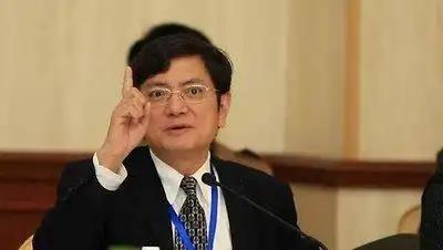 “浙大教授”郑强，曾再次抛出惊人言论！他曾说：“中国是人口大国、劳动力大国，人工