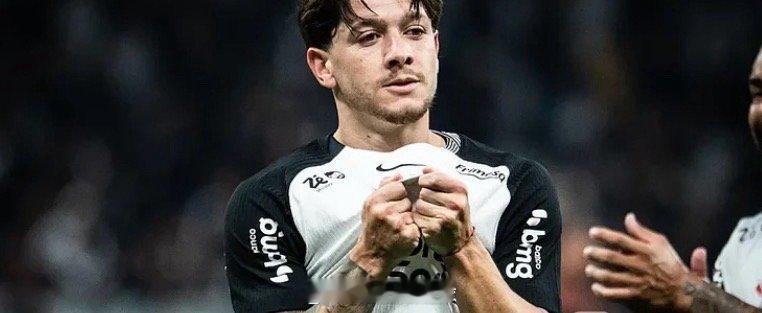 搬运足球情报，给足球爱好者们提供帮助科林蒂安VS圣保罗1科林蒂安的前锋孟菲斯-德