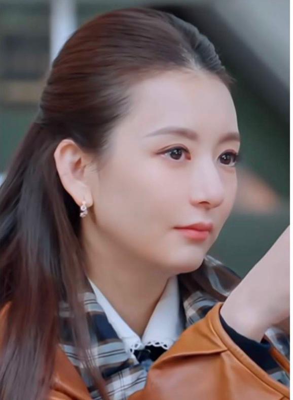 发现一个笑话，张柏芝最近社媒留言：“再不好过，如今也好过了”。竟然是甄嬛传熹贵妃
