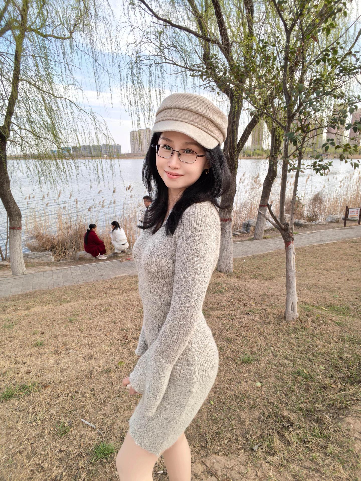 蜜妮。42岁，用心感受春天的美好 相信自己永远是最棒的