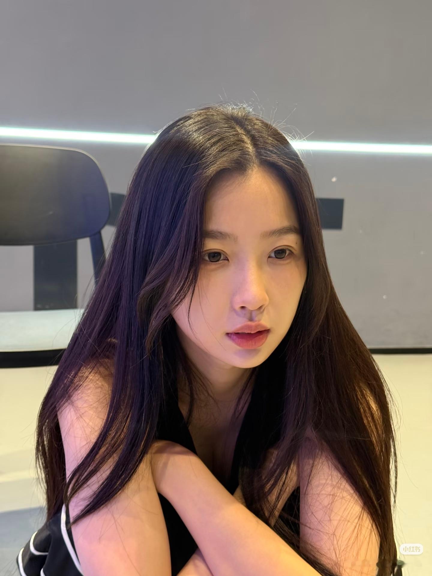 虞书欣  ysx虞书欣新年快乐 ysx虞书欣 愿你做自己的太阳，脚踏星河发光发亮