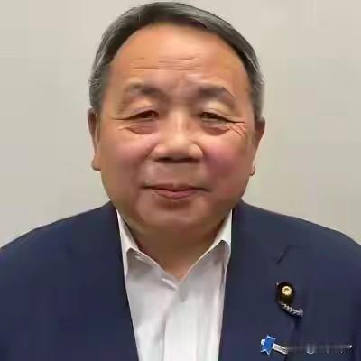 不知为什么，看到这张脸就心生厌恶，可为什么还老是刷到他！