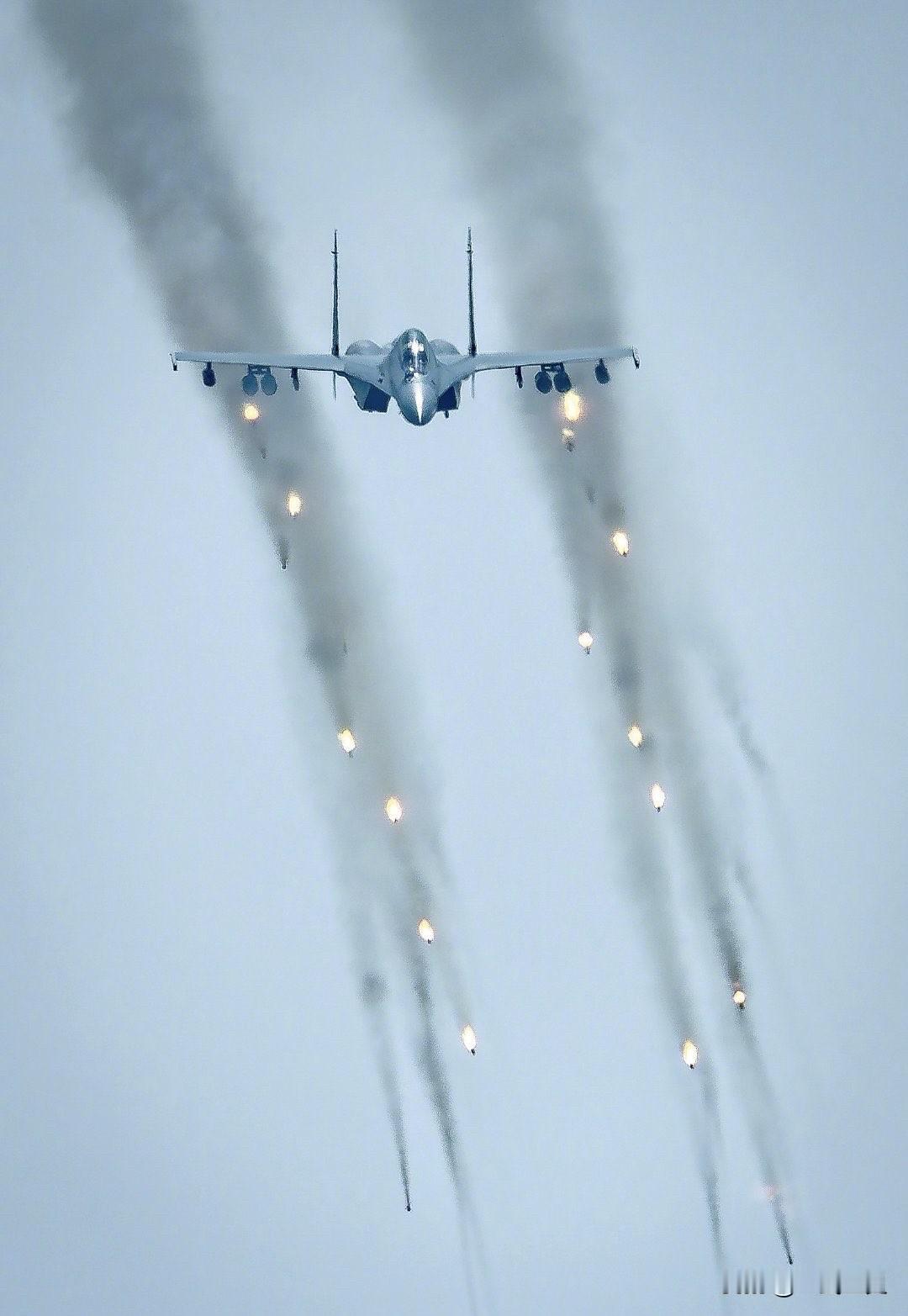 看着2.17这个日子，让我有了一个大胆的想法：为什么2026年春节会放9天假？从