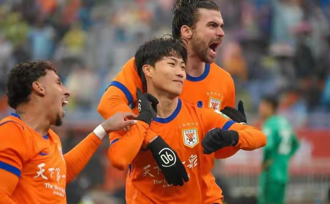 恐怖熟悉的山东泰山又回来啦！山东泰山2连胜负分清0，成功从水下率先上岸，成为罚分