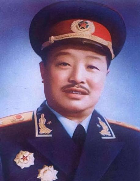 1963年，贺龙儿子与大学失之交臂，他登门拜访校长，居然不是为了走后门



1