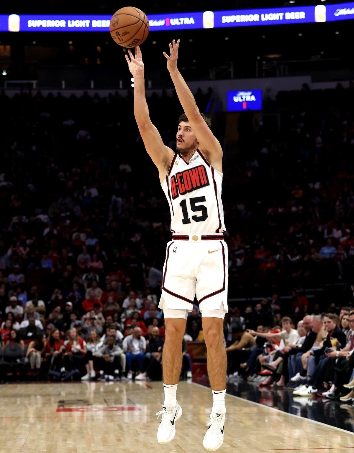 都说里德·谢泼德防守万人捅？可这数据怎么解释？

打奇才那场，这哥们直接疯了！全