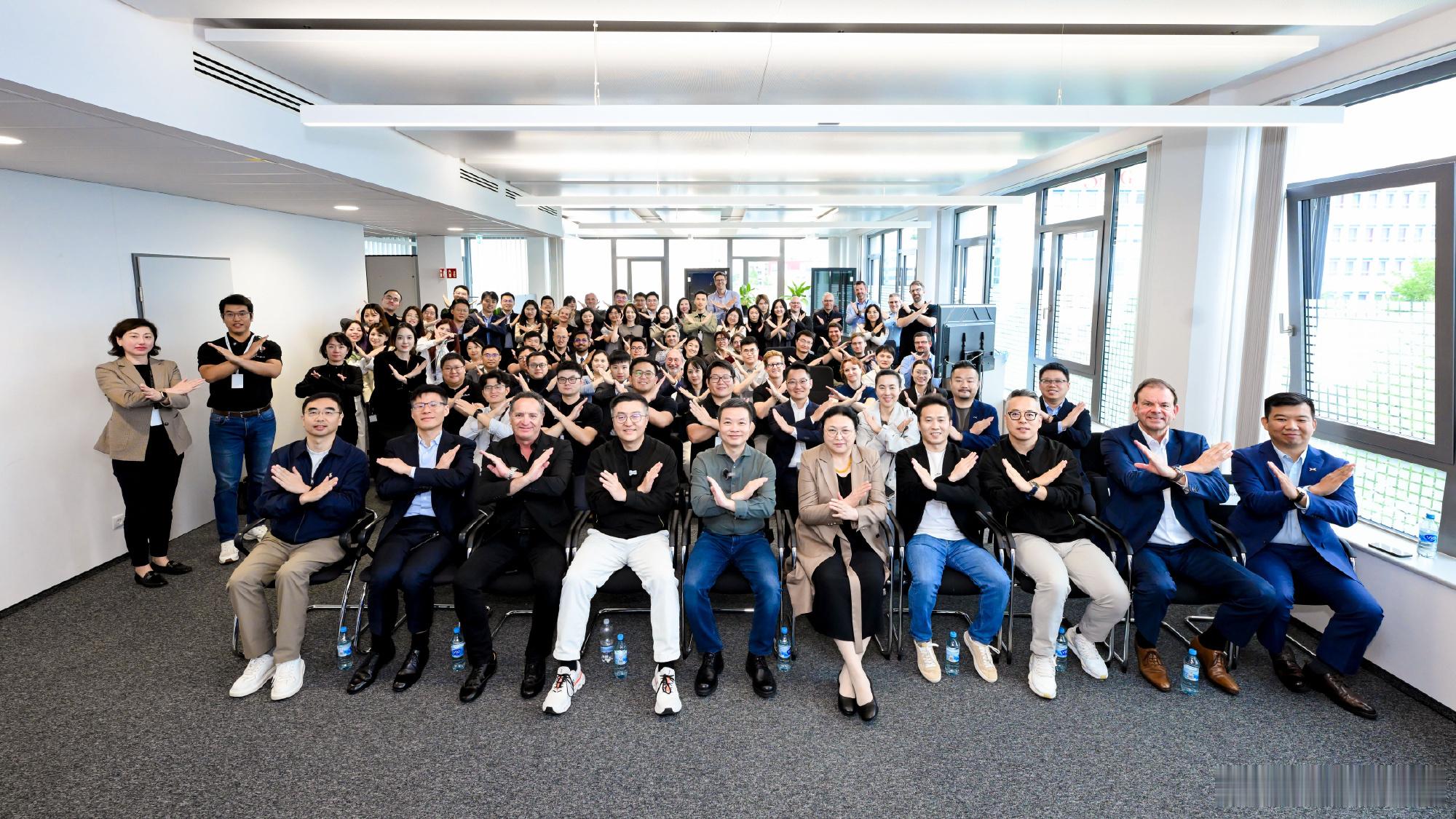 俗话说三流企业做产品，二流企业做品牌，一流企业做标准。虽然窝棚现在还努力奋斗在成