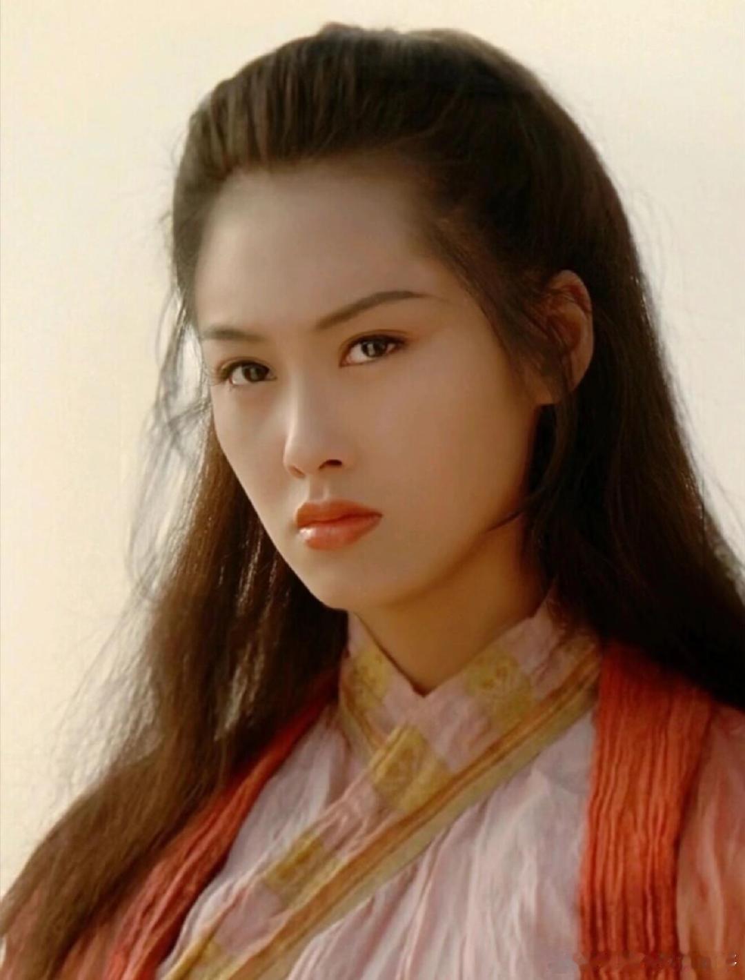 大话西游的幕后故事周星驰大话西游幕后故事1995年初映遇冷惨败，彩星电影公司破产