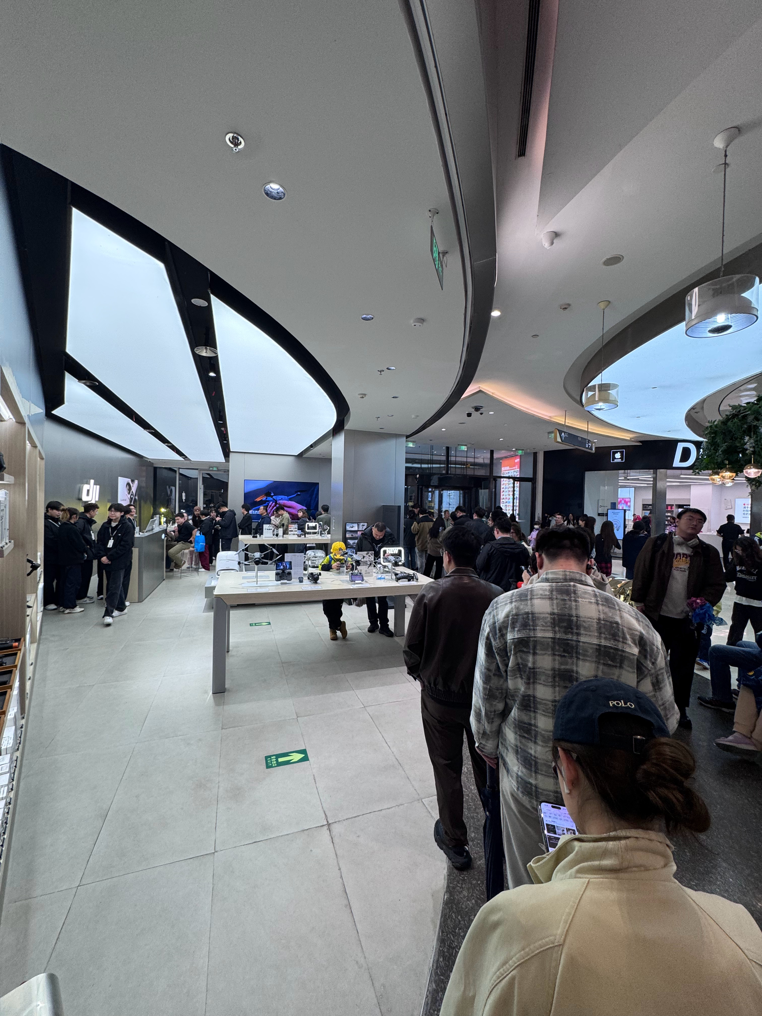 都是来看大疆Pocket4的 北京·金隅万科广场