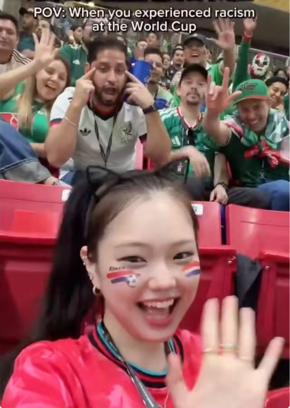 墨西哥高管世界杯赛场歧视亚裔，不料对方是900万网红，为平怒火被开除 