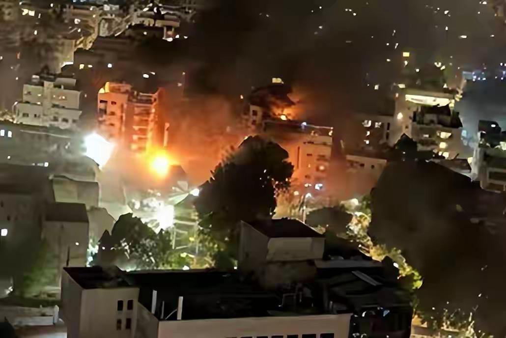 24小时！美俄伊齐喊话中国，世界终于看清：特朗普真正怕的根本不是导弹
 
突发！