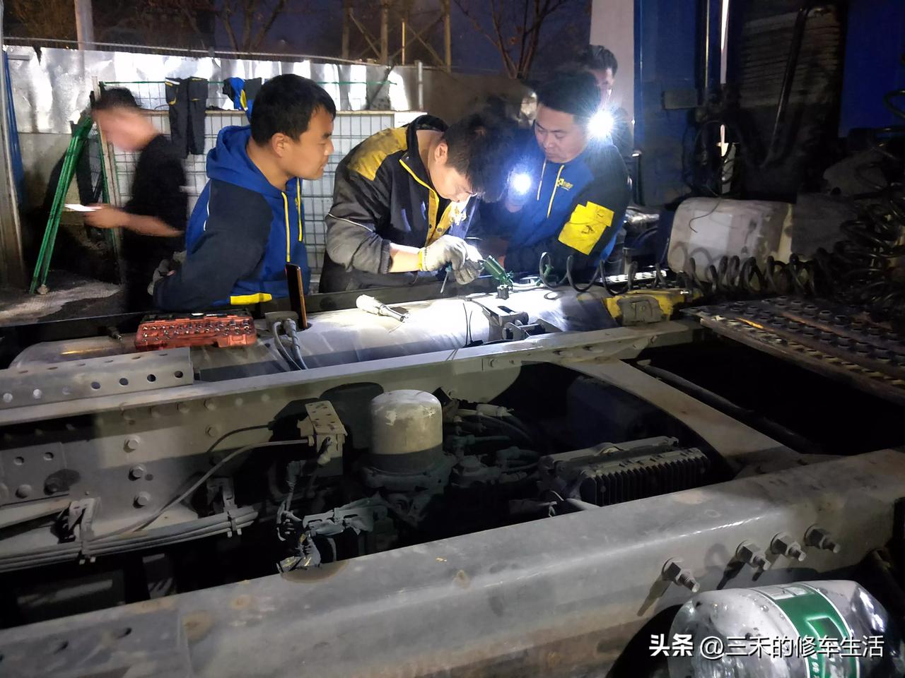 修车最好的时间来了！一定要抓住！

三月即将春暖花开，小树也要发出新芽，白天气温