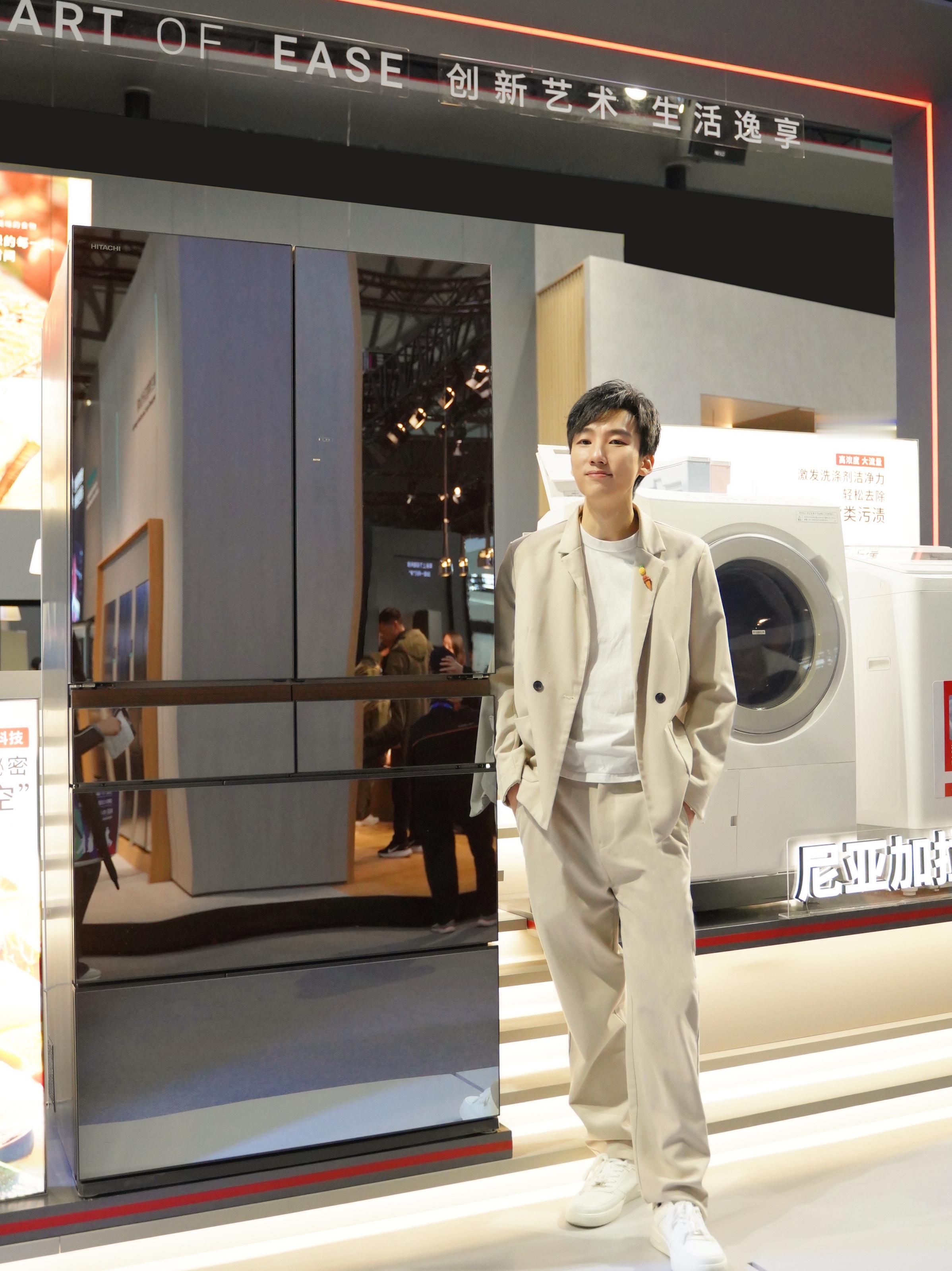 不知不觉已经过去四十载，许多朋友说我像吃了时光保鲜剂，其实是那些智能家电，让我拥