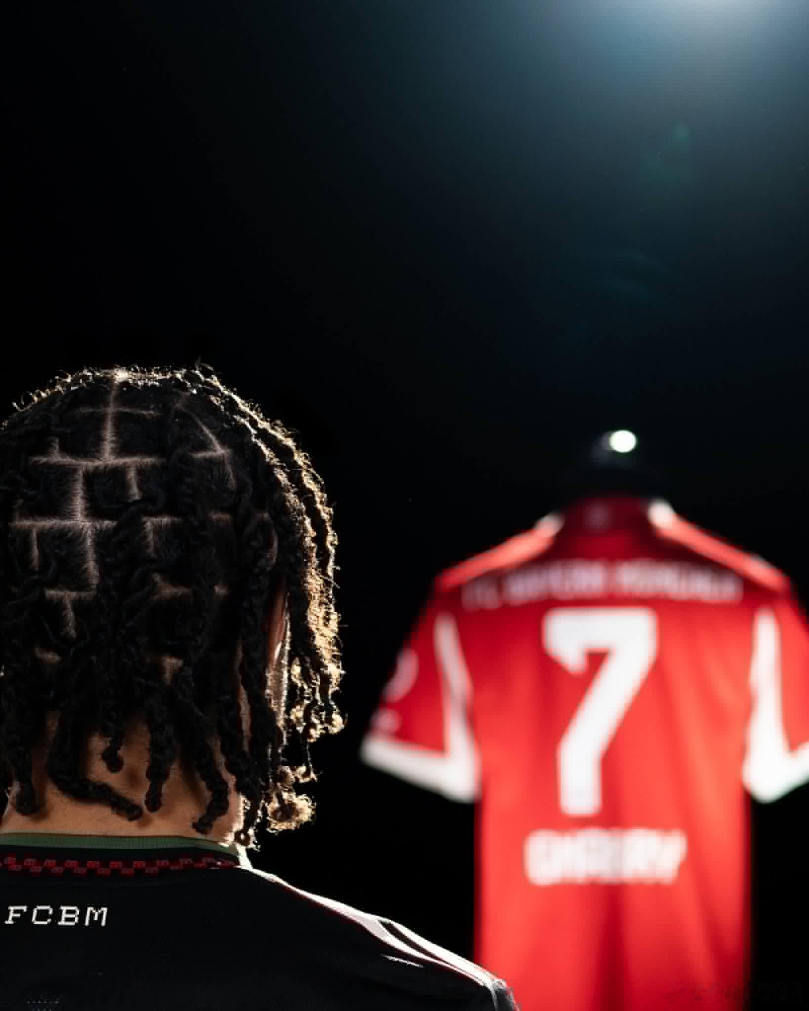 🚨🚨🚨小黑胖子即將官宣續約❗❗❗❤️🤍 