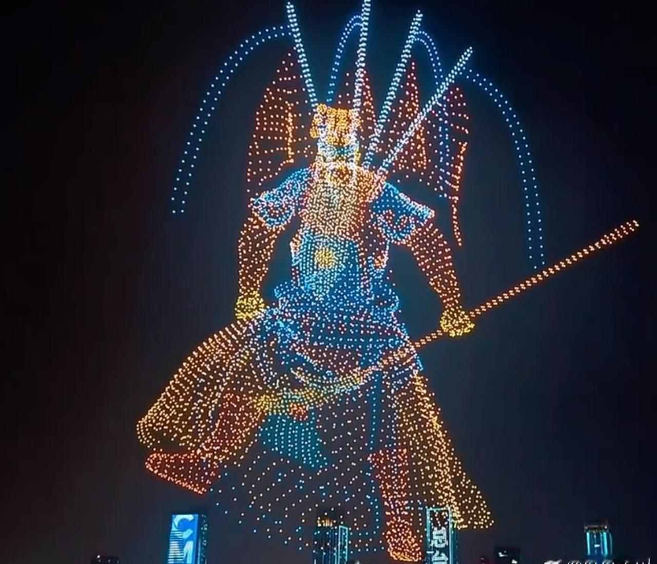 以天鹅湖为舞台，以夜空为画布，无人机灯光秀将合肥的科技底气娓娓道来，从亿度稳态运