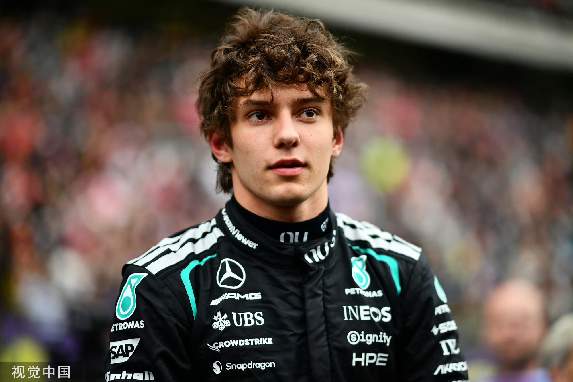 安东内利夺F1中国站冠军这狠AMG 自古英雄出少年！在今天下午进行的2026年F