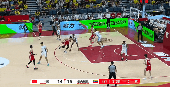 真强啊！王俊杰现在是中国男篮4号位的答案，他的身高、体重、力量、持球、投篮、防守