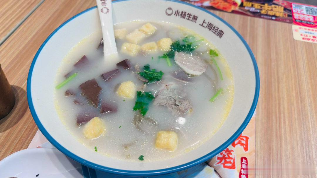 落地第一顿来个上海特色夜宵次次 上海