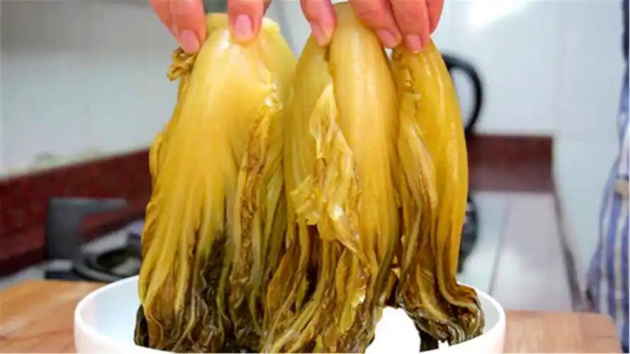 胃病患者注意！天气渐冷，医生强调：胃病患者宁可不吃，也不要去吃这几种食物


