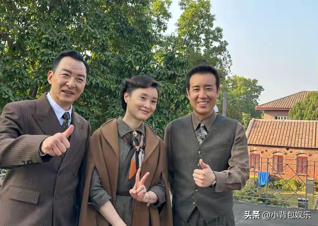 能说出这三位老演员的名字，算你厉害了，右边的中间的能说出，可左边这位，看着面熟。