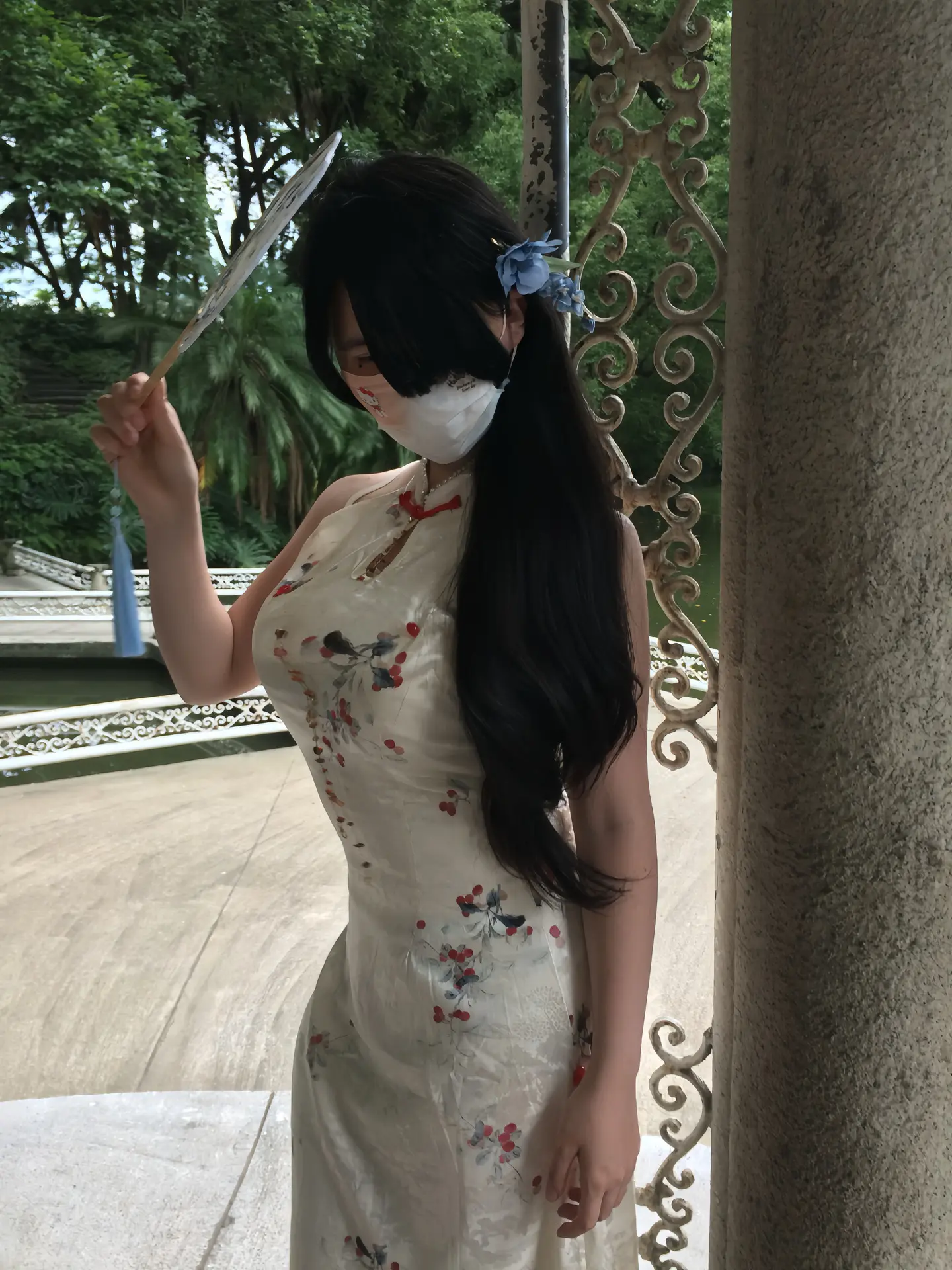 日暮春山绿 我心清且微