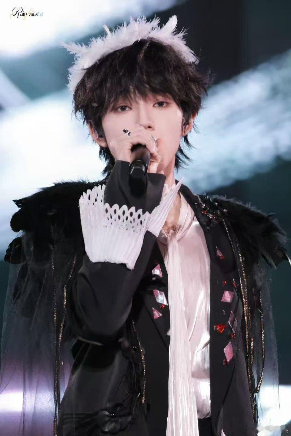 新音神图tf家族新年音乐会神图tf家族新年音乐会神图，绝了，