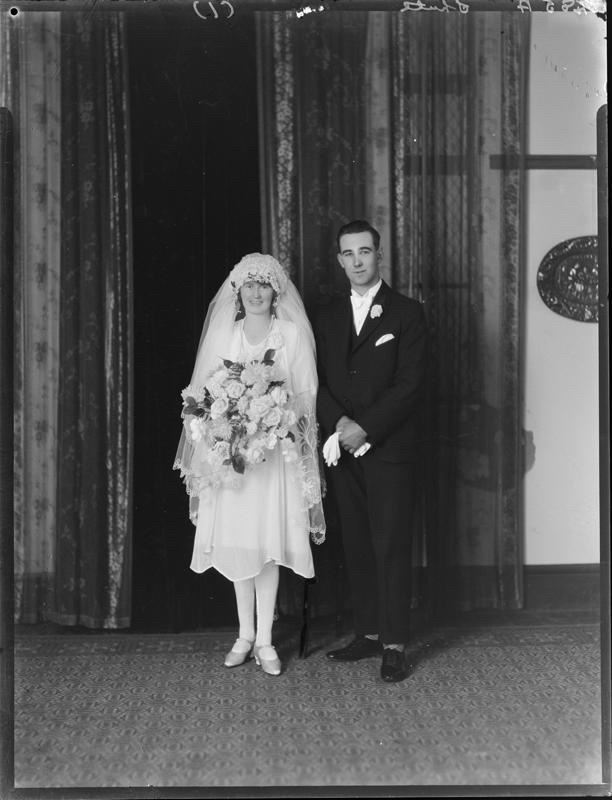 【来自投稿】1920s非常流行的短款婚纱投稿