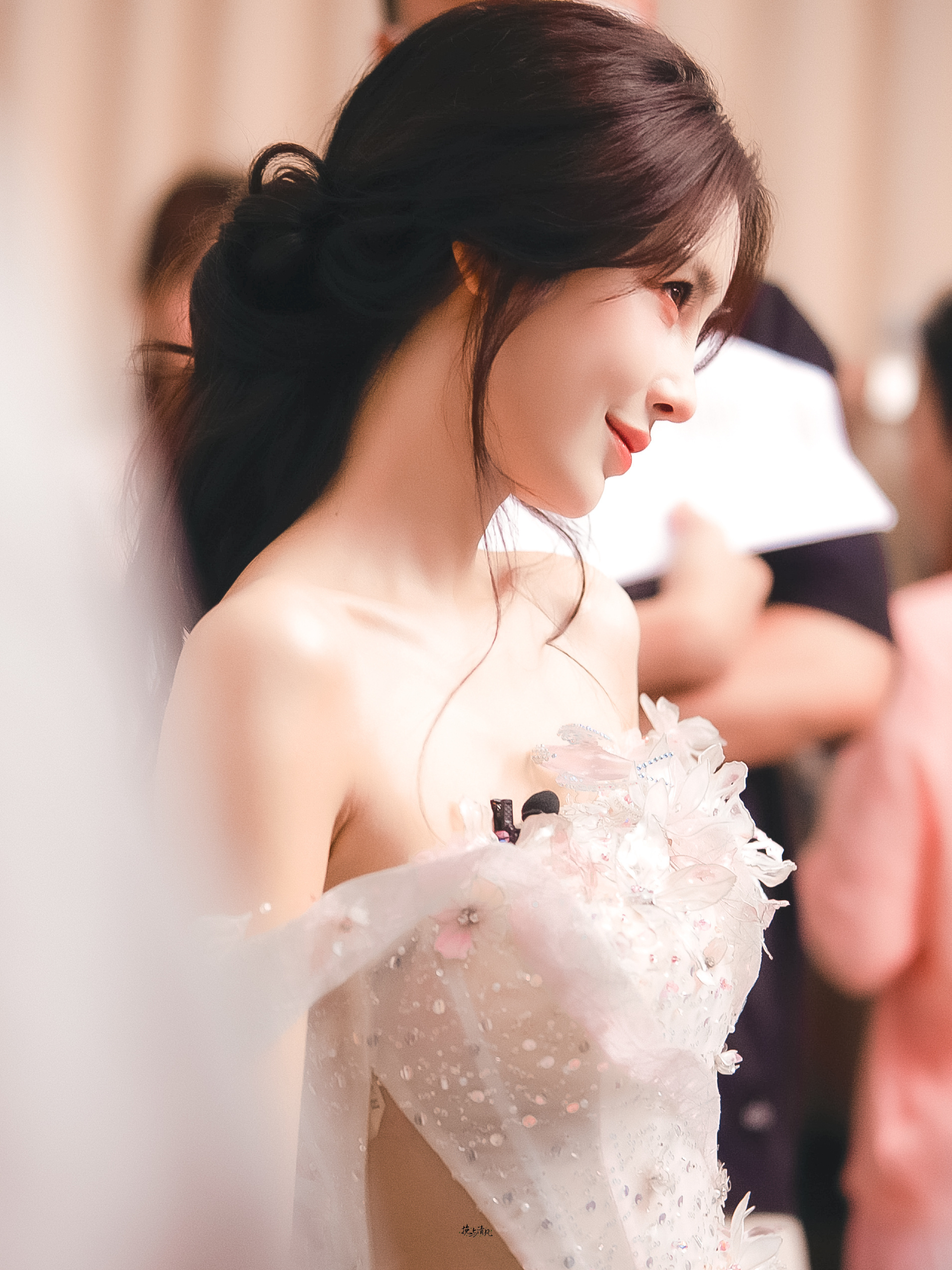 angelababy angelababy “你是我最珍贵的人生限定.” "𝒴
