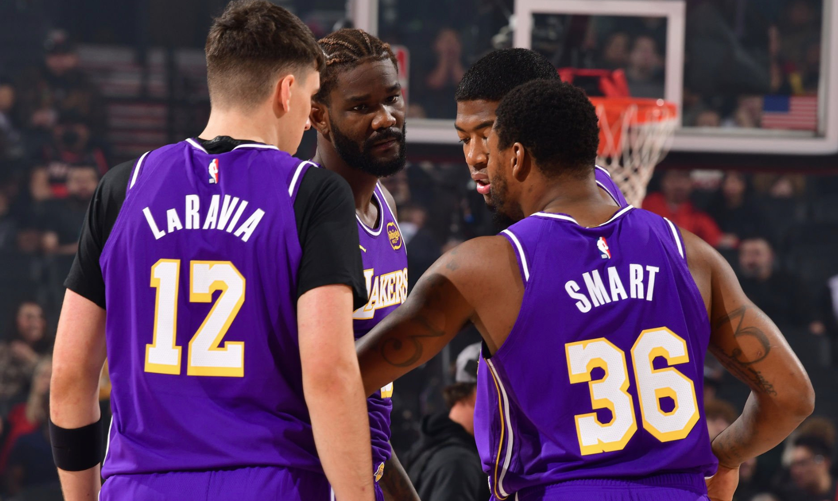 8场比赛结束后，湖人运动战投篮命中率52.9%联盟第1真实投篮命中率63.2%联