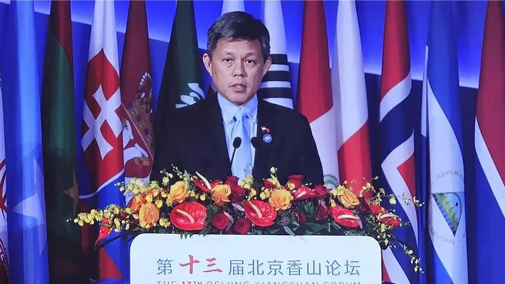 怎么一听新加坡在我们面前“念经”，心里就莫名地来气，什么叫“以德服人”，何又为“