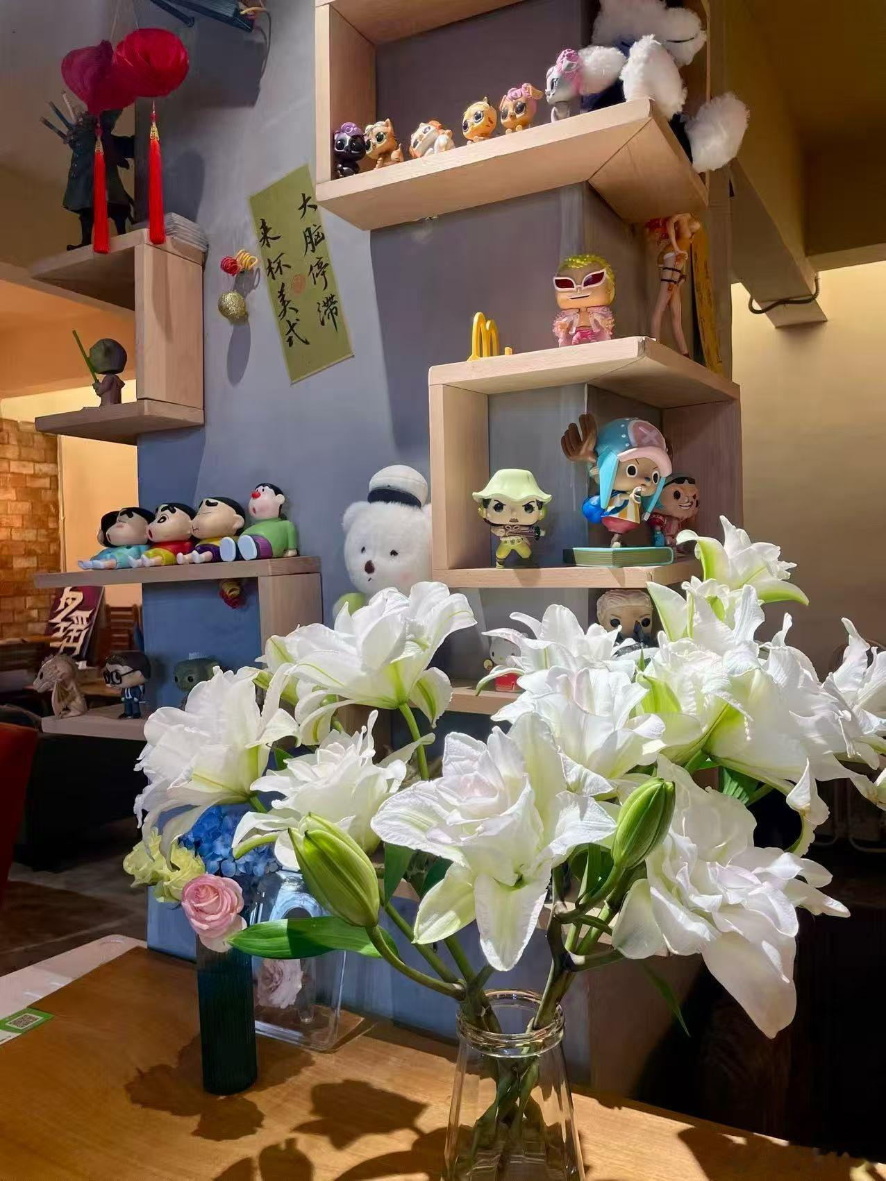 中欧苹果：其实，很多人根本就不懂AI产业化、AI产品化是啥意思，意味着什么？更不