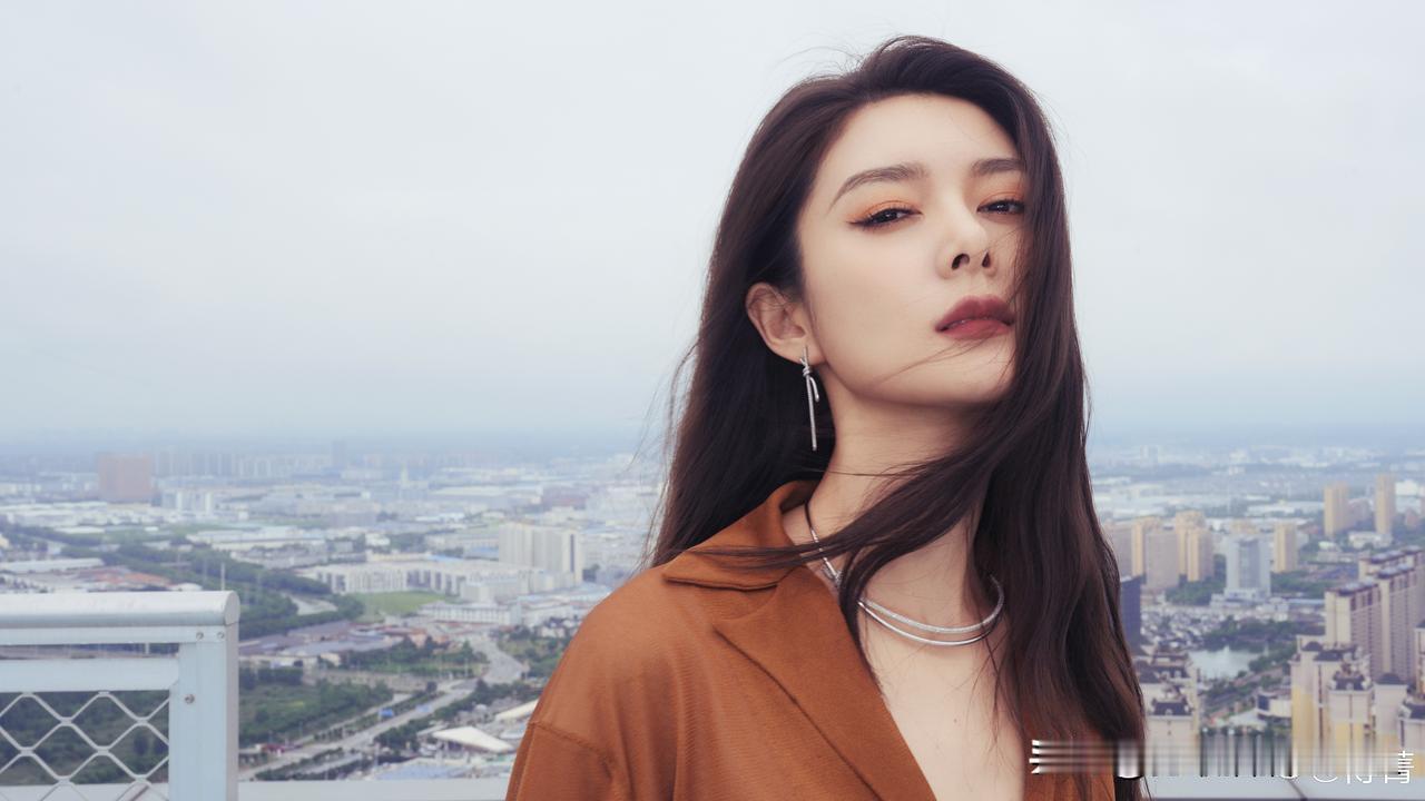 傅菁分享图片
智赋新质 全域焕新