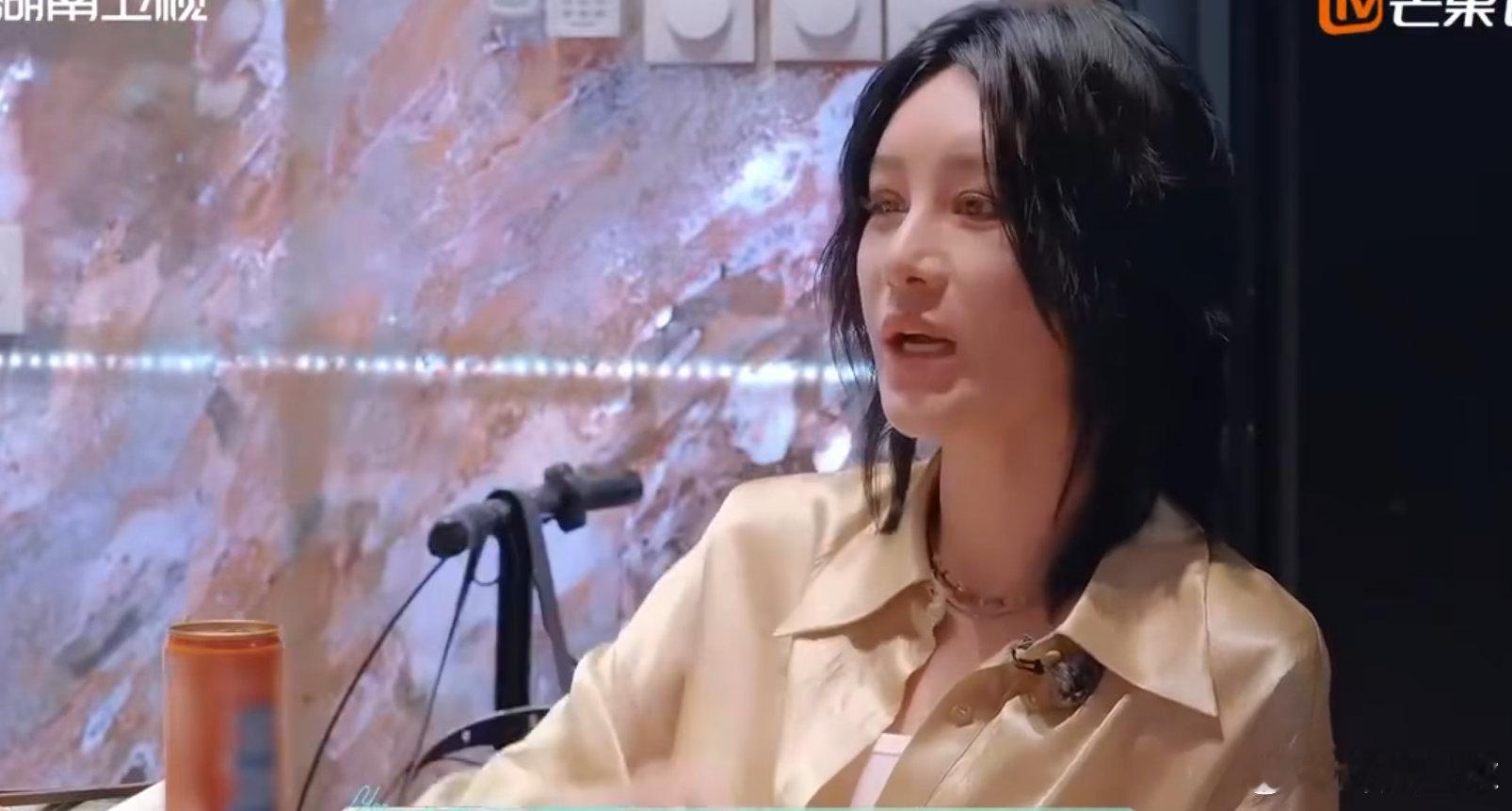 尚雯婕[超话]尚雯婕夸张予曦干得比说得多尚雯婕火锅局夸张予曦真没夸张！干得比说得