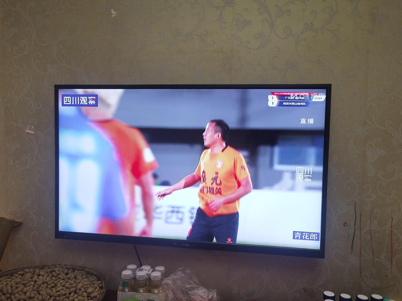 国庆你怎么过的，这个国庆我们南充这边基本都是雨天，“川超”的热情盖过了国庆节假期