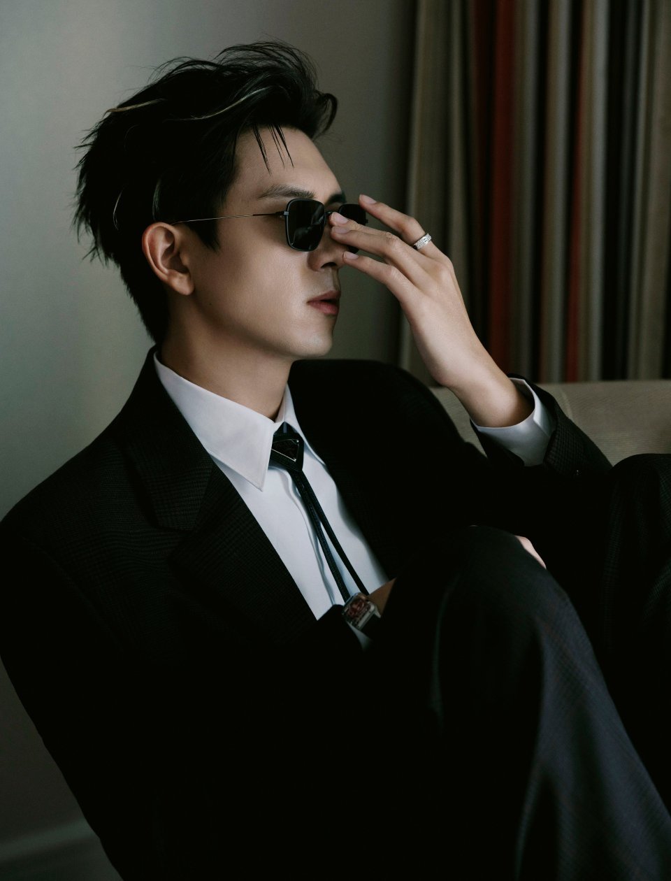 李现李现雾里青 lx李现孟弗渊 书里走出的温润贵公子，李现倾力演绎孟弗渊，在雾色