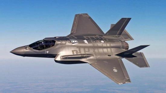 伊朗军方称打击约旦美军基地并摧毁3架F-35战机

7月30日，伊朗伊斯兰革命卫