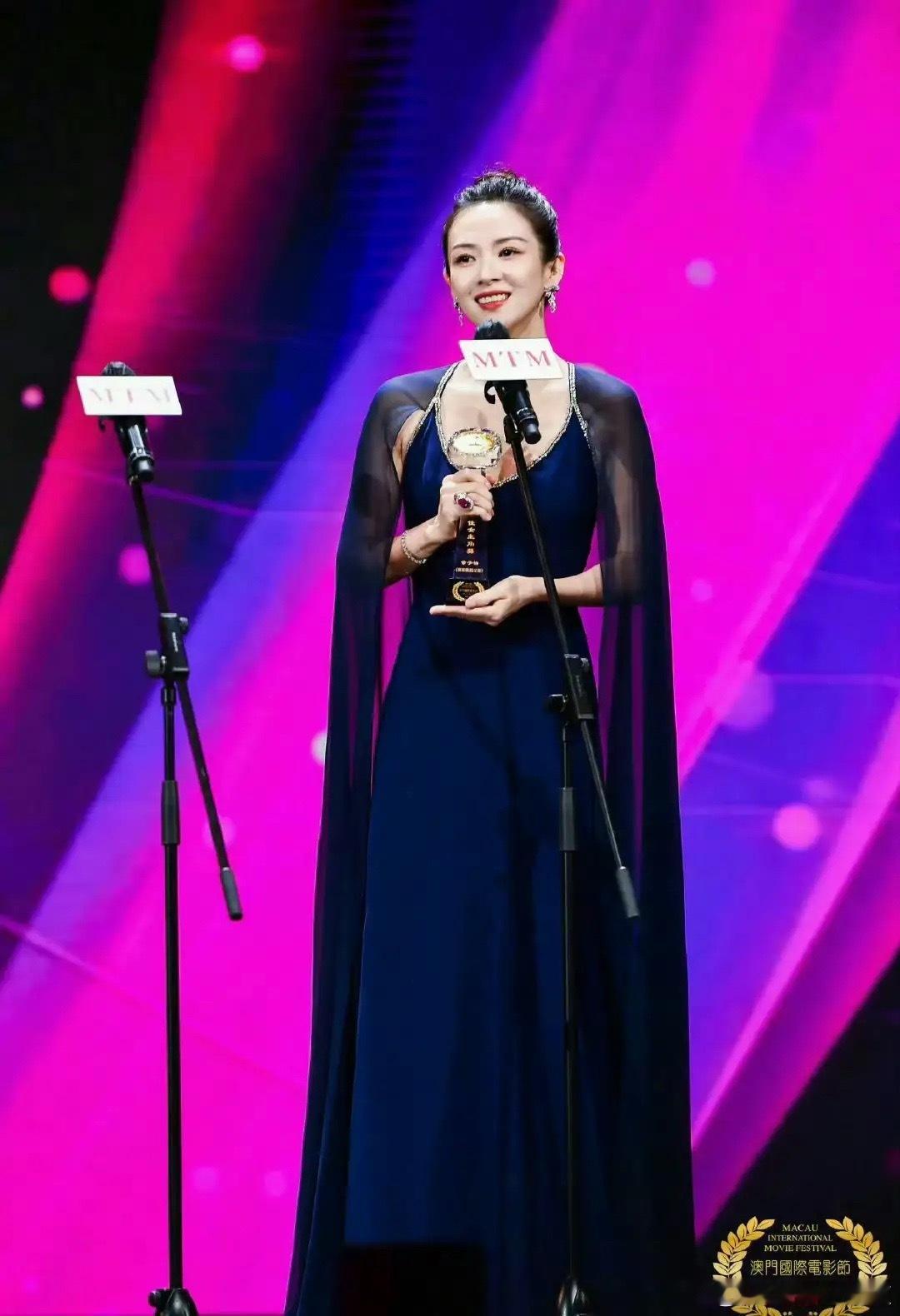 果然姜还是老的辣，最佳女主角，章子怡拿下，最佳女配角，蒋勤勤当选！可惜了杨幂，成