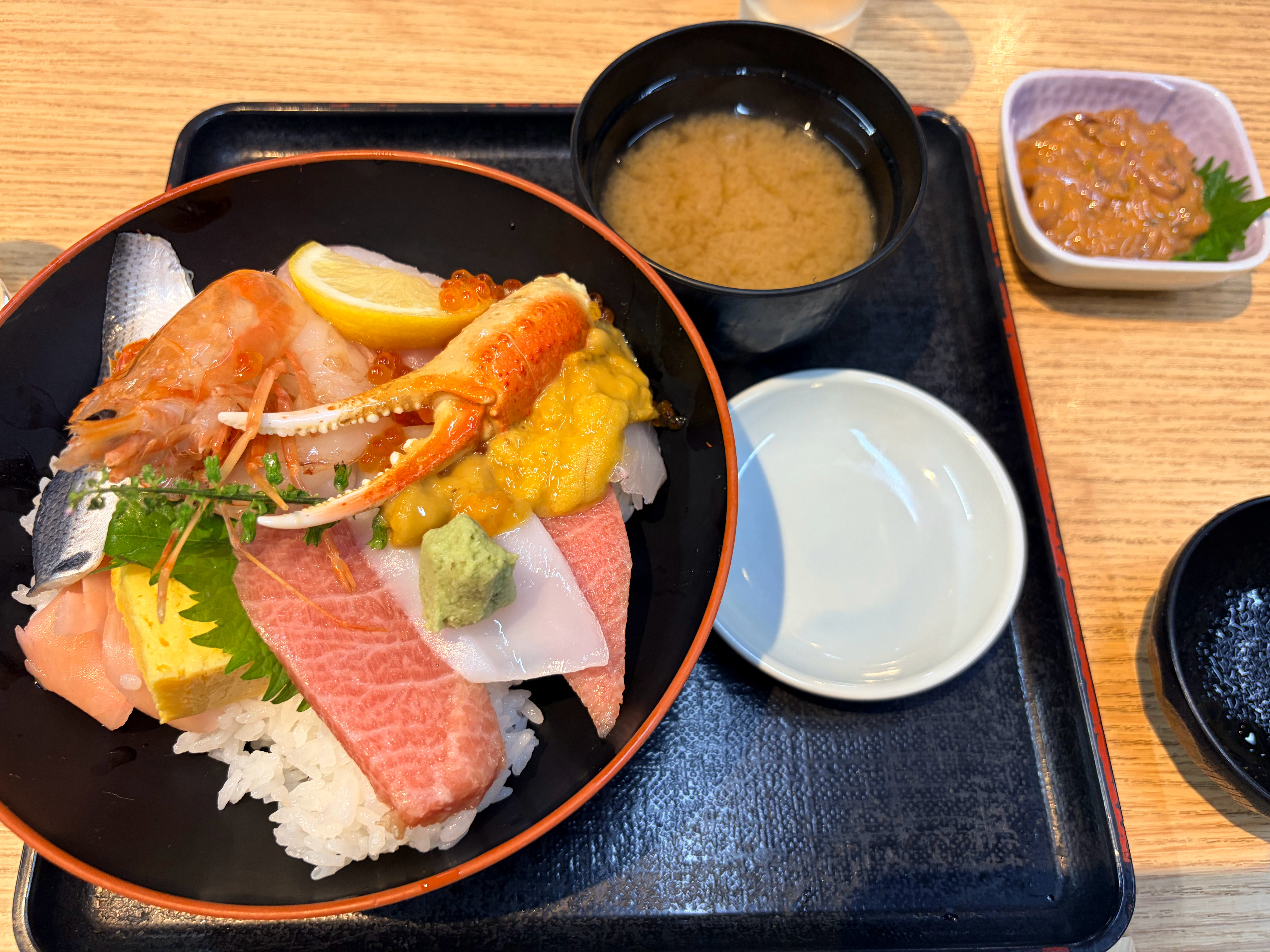 旗旗家今天的饭御徒町海鲜大排档蛮多的，但其实没咋吃过 日本·上野御徒町