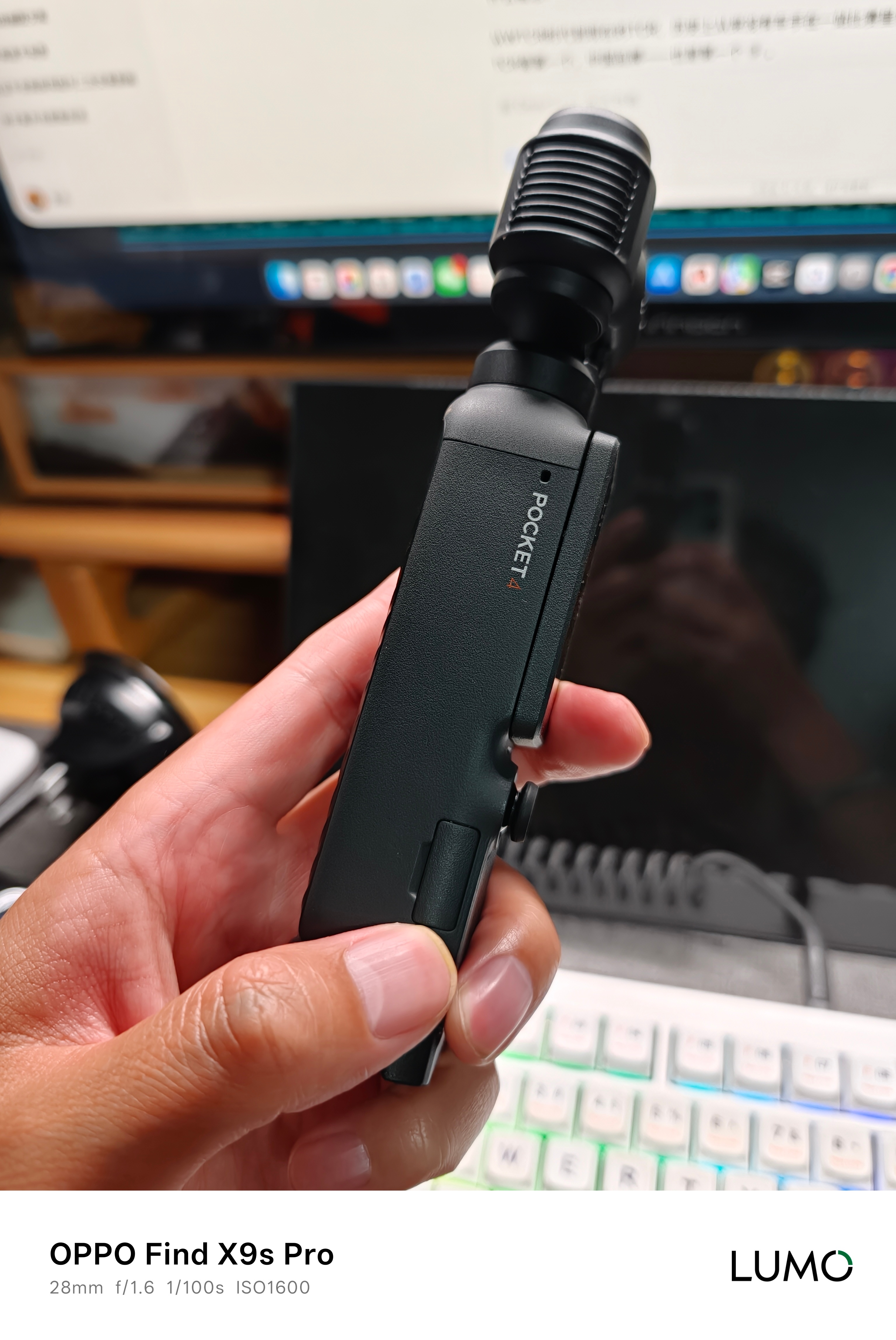 拿起我刚买不久的大疆pocket4感觉自己像个小丑🥴RNM，退钱！就差800块