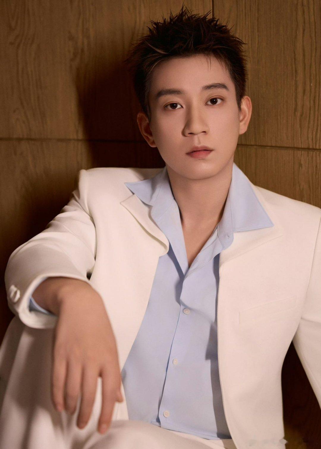 王子奇痛失2个CP王子奇正忙着录制桃花坞呢，后面还有《花好》、《生逢其时》好几部