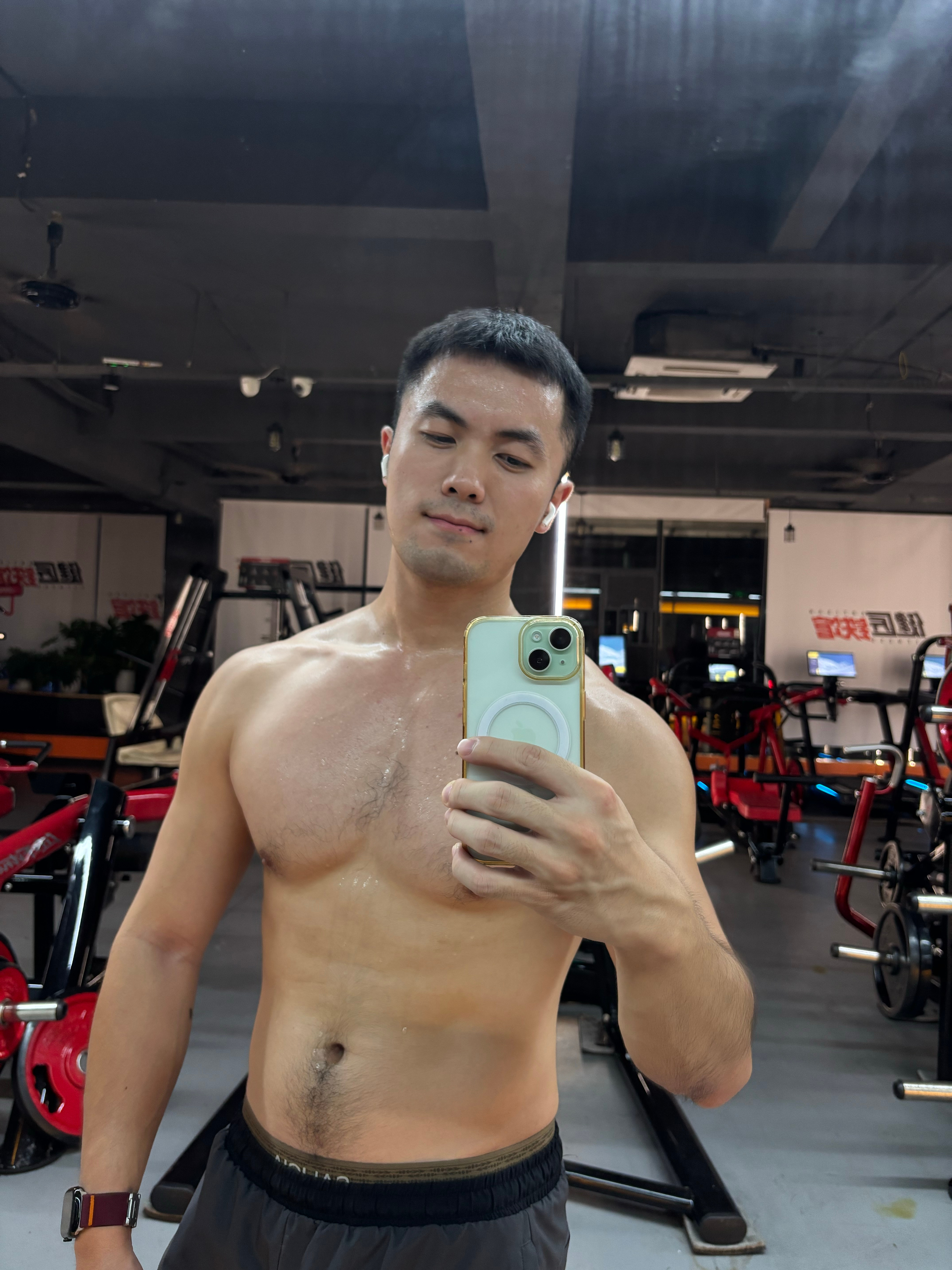 我想爱上一个像小狗的人 ​​​