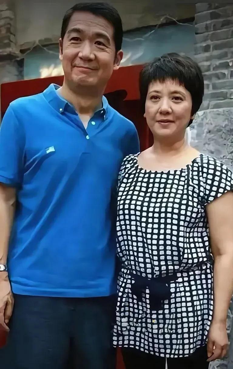 再风光的明星也怕岁月的风霜，尽管容貌不如从前，但观众永远记得那个冰雪聪明、口齿伶