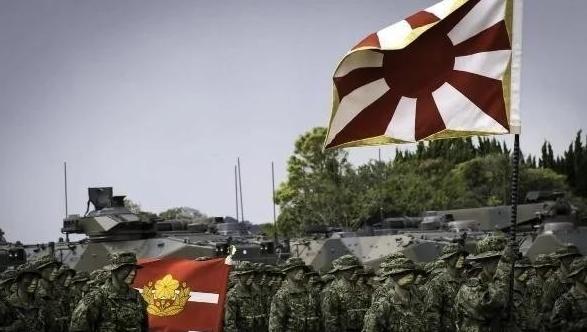 一位久居日本的华人一句话戳破了现实：现在讨论中日再战能不能撑 14 年，纯属找错