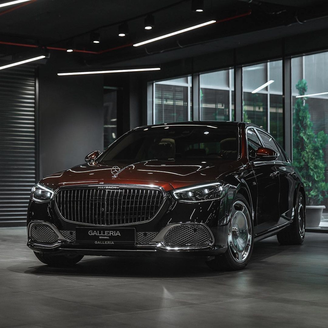 梅赛德斯-迈巴赫 S680 ​​​