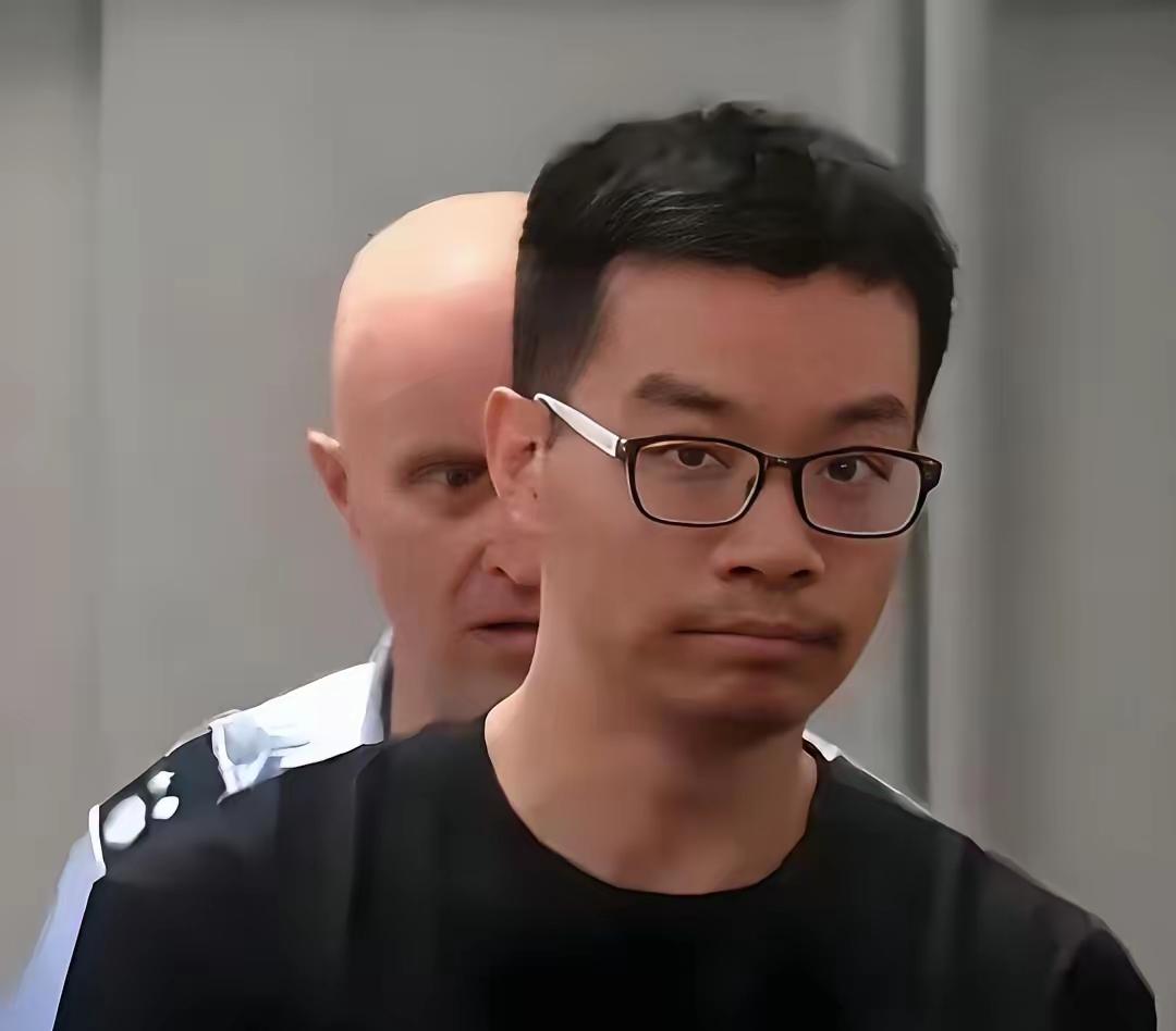 【徐泽伟还是存在回到中国的可能】
​徐泽伟已经被引渡到美国，在美国受审。我看到很